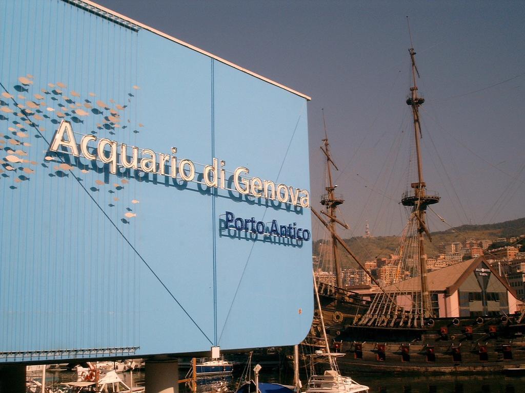 Fornaro Apartments Genoa Bagian luar foto